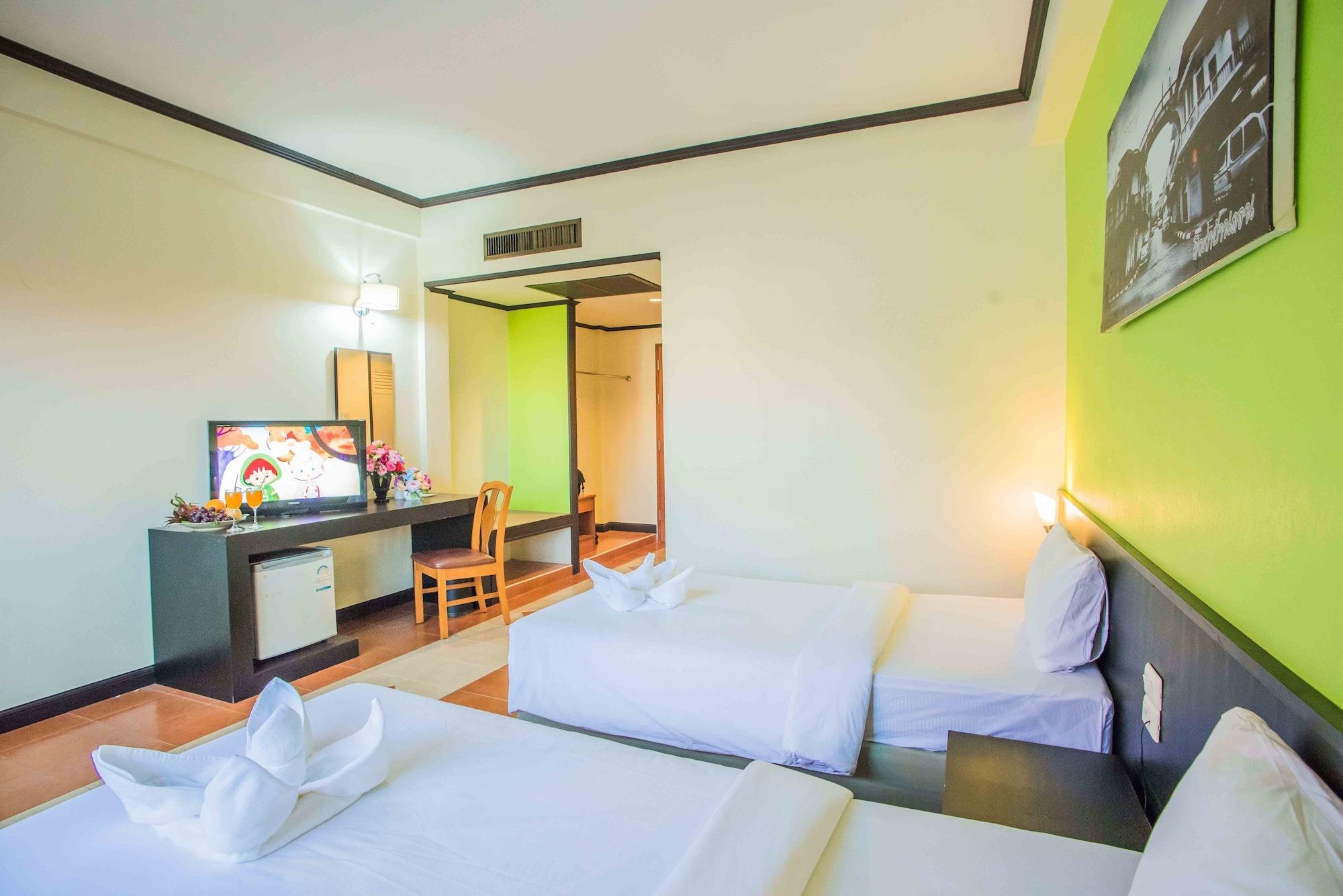 Bunjongburi Hotel Сураттхани Экстерьер фото