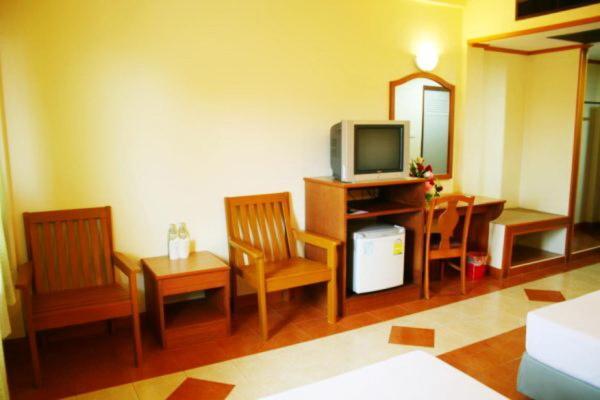 Bunjongburi Hotel Сураттхани Номер фото