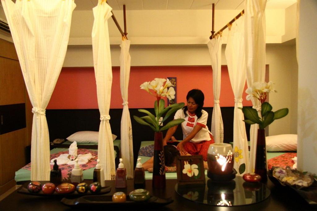Bunjongburi Hotel Сураттхани Экстерьер фото